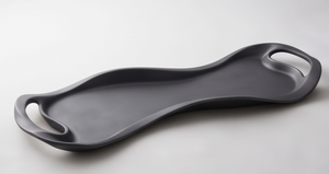 Plateau de service de luxe en métal gris foncé avec poignée profilée, idéal comme centre de table pour salon ou événements, vente en gros - Product Image 3