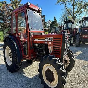 Tracteur agricole Fiattt avec livraison rapide : aide les agriculteurs à rester dans les délais grâce à une machinerie fiable conçue pour un travail agricole sans arrêt. - Product Image 1