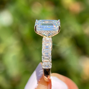 Bague de fiançailles et de mariage en or jaune 14 carats avec diamant de laboratoire taille émeraude de 5,30 carats, cadeau de fête, bijoux - Product Image 4