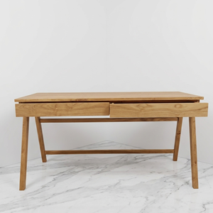 Escritorio de Oficina de Madera Sólida, Diseño de Mediados de Siglo, Dos Cajones, Patas Rectas, Acabado Natural, para Hotel, Centro de Negocios, Proyecto de Coworking - Product Image 1
