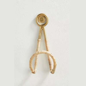 Elegante y Moderno Perchero de Pared de Metal Resistente con 2 Ganchos para Abrigos, Sombreros y Bolsos, con Color Personalizado para la Entrada - Product Image 3