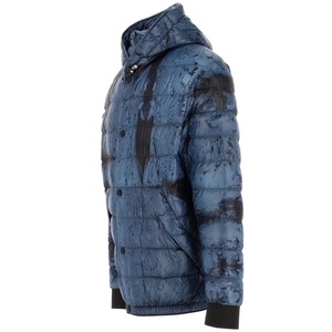 Veste courte matelassée noire personnalisée OEM pour femme, avec capuche et fermeture éclair intégrale, doudoune d'hiver matelassée pour femme, très vendue - Product Image 3