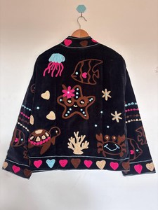 Veste courte d'hiver pour femme en velours, style bohème chic, broderie poisson et méduse, confort supérieur, motif océan, tendance explosive - Product Image 2