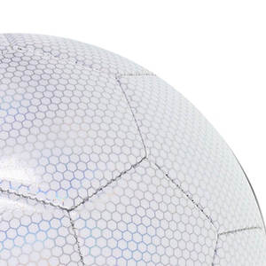 Ballon de football d'entraînement hybride en mousse PU de haute qualité avec logo personnalisé, vessie en caoutchouc, flexible, léger, cousu à la machine - Product Image 4