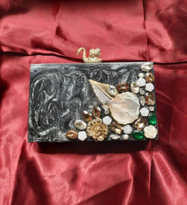 Bolso de mano de resina azul real | Bolso de noche de diseño elegante de lujo hecho a mano | Perfecto para regalos de boda y servir - Product Image 2