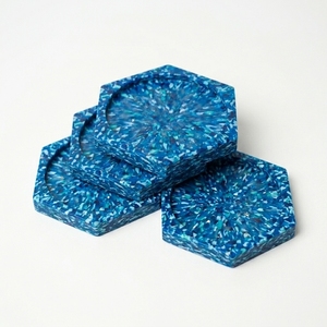 Sous-verre hexagonal moderne en plastique PE écologique, protection thermique, réutilisable, durable, léger, lavable, diamètre 10 cm pour - Product Image 2