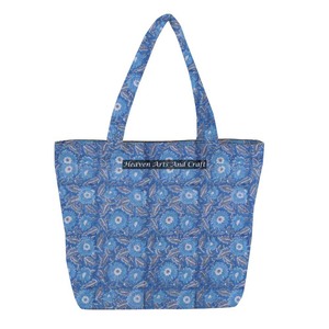 Sac fourre-tout matelassé à imprimé bloc imprimé audacieux-Sac à provisions à bandoulière personnalisable en toile de coton fabriqué à la main - Product Image 1