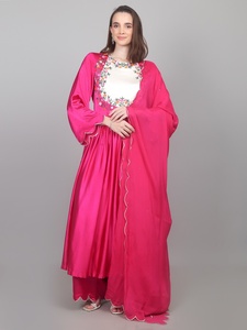 Colección de Moda Glamorosa: Vestido Palazzo para Mujer con Dupatta y Adornos de Cuentas, Diseño de Fashion Hub - Product Image 1