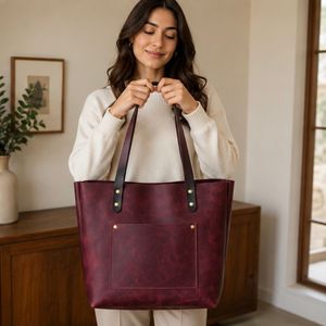 Sac fourre-tout en cuir véritable pour femme, style décontracté, bandoulière, ouverture supérieure, grande capacité, couleur violet foncé, usage quotidien - Product Image 3
