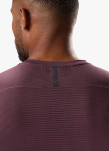 T-shirt de sport pour homme, coupe ajustée, séchage rapide, entraînement athlétique, haut de sport, logo personnalisé OEM - Product Image 6