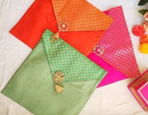 Ensemble d'enveloppes Shagun festives élégantes et artisanales, enveloppes en soie luxueuses pour les mariages, Diwali, les fiançailles, les baby showers - Product Image 1