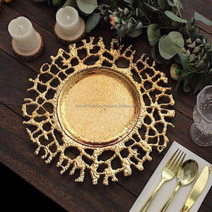Assiette de Présentation de Luxe pour Mariage, Artisanat Métallique Style Floral, Assiette Dorée et Plat de Service Écologique, Qualité Alimentaire - Product Image 2