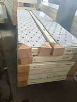 Ligne de production de panneaux sandwich en mousse de polyuréthane (PU) semi-automatique à soufflage continu et discontinu avec pompe PLC