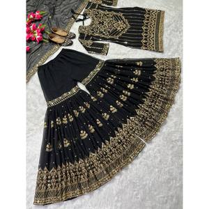 Hermosa ropa de fiesta para mujer Sharara Top y Fancy Dupatta Set - Product Image 4