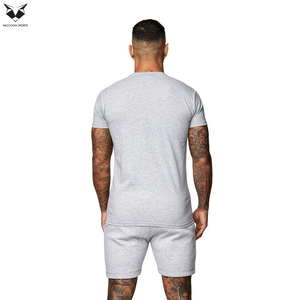 Produit phare : Ensemble short d'été, T-shirt de sport à manches courtes, coupe ajustée, col rond, Nouvelle Arrivée, Meilleur Fournisseur - Product Image 3