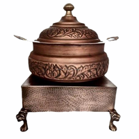 Plat à réchaud traditionnel avec finition fumée et effet martelé, support de couvercle en laiton et support Sigdi, capacité de 4 litres, garantie de 2 ans