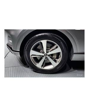 Genesis GV80 2024 2.5T Essence 2WD avec boîte de vitesses automatique, sièges en cuir, caméra arrière, 38 571 km, conduite à gauche - Product Image 5