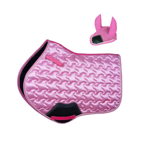 Ensemble de tapis de selle rose de luxe pour cheval avec bonnet d'oreille assorti |   Tapis de selle équestre matelassé ondulé |   Équipement d'équitation Manufa - Product Image 1