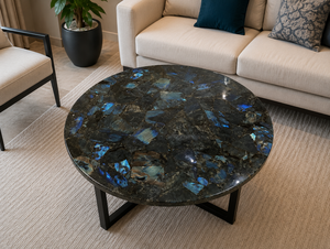 Mesa de Centro Redonda Hecha a Mano con Piedra de Labradorita Natural de Lujo, Ecológica y Moderna, para Diwali, Aniversarios y Sala de Estar - Product Image 1