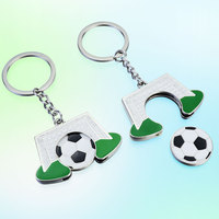 Porte-clés tendance créatif en alliage de zinc, imprimé au laser, forme irrégulière, avec jeton de chariot miniature, pour ballons de sport