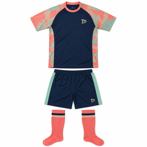 Conjuntos de Uniformes de Fútbol para Hombre, Ultraligeros, de Verano, 100% Poliéster, de Secado Rápido, con Cuello en V |   Ropa Deportiva OEM de Alto Rendimiento - Product Image 1