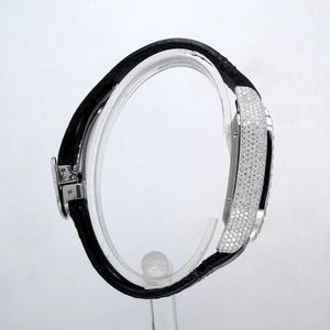 Reloj Cuadrado Plateado Elegante y Vintage de Lujo con Incrustaciones de Moissanita VVS, Esfera Plateada Completamente Pavimentada, Números Romanos, Correa de Cuero Negra para Hombre - Product Image 4