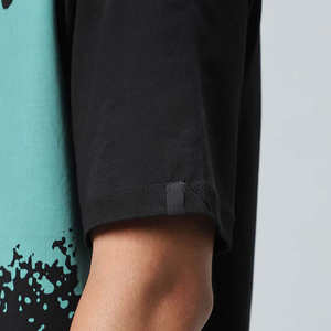 Camiseta Deportiva para Hombre, de Secado Rápido, con Logotipo Personalizado, Impresión en Seda, Transpirable, Negra, de Invierno, Estilo Moderno, Precio al por Mayor - Product Image 5