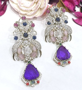 Pendientes con Acabado Plateado Radiante y Circonitas de la Mejor Calidad para Mujeres y Niñas, Ideales para Looks de Noche y Fiestas - Product Image 3