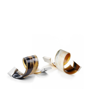 Porte-serviettes élégant en corne artisanale pour tables de repas contemporaines et décorations d'événements de mariage – Collection - Product Image 4