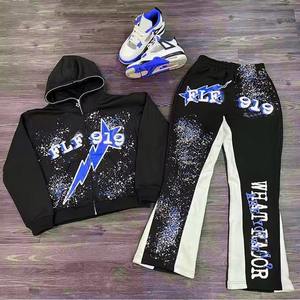 Conjunto de chándal de felpa francesa personalizado de dos piezas para hombre: sudadera oversize con cremallera lateral en el puño y pantalón acampanado - Product Image 6