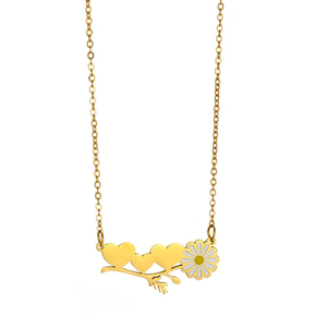 Collar Sweet Daisy para Mujer con Esmalte Artesanal y Baño de Oro PVD, con una Delicada Cadena de Cable - Product Image 4