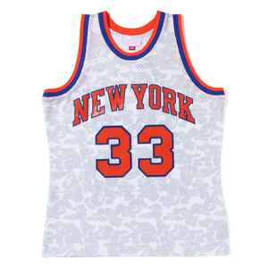 Maillot de basket-ball personnalisé bleu et blanc pour hommes, débardeur imprimé camouflage, vêtements de sport respirants en polyester pour hommes - Product Image 3