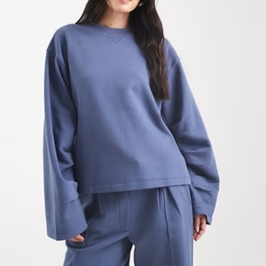 Ensemble de survêtement minimaliste bleu pour femme, manches longues, col rond, coupe ample, couleur unie, pantalon en coton respirant avec poches latérales, automne - Product Image 3