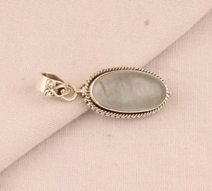 Colgante de Aguamarina Natural en Plata de Ley 925, Corte Ovalado, Gema Azul, Joyería de Plata Hecha a Mano, Piedra de Nacimiento de Marzo - Product Image 2