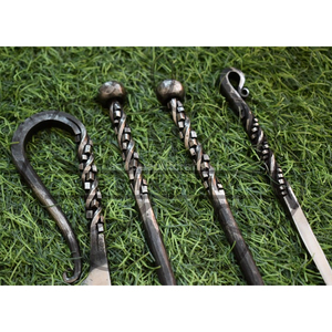 MORTAL SAGA Ensemble de table et ustensiles de table rustiques de style médiéval viking en fer forgé à la main et respectueux de l'environnement (4 pièces) - Product Image 6