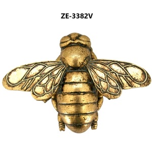 Décoration murale en métal doré antique, sculpture d'abeille 3D pour la maison, le bureau, le salon, le jardin - Product Image 1