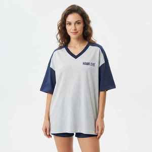 Camiseta Oversize de Mujer con Cuello en V y Manga Raglán en Gris Azulado, Ajuste Holgado, Manga Corta, Tejido de Algodón, Top de Primavera/Verano - Product Image 4