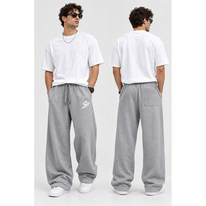 Pantalon de survêtement personnalisé pour homme en mélange de coton, coupe droite, pour le loungewear, avec revers élastiques et cordon de serrage, pour la vente en gros de vêtements - Product Image 5