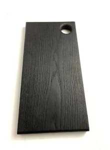 Tabla de cortar de madera de acacia con borde natural, hecha a mano, rústica, gruesa y pesada, para el hogar, hoteles y restaurantes. - Product Image 5
