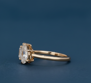 Bague Toi et Moi en Diamant de Laboratoire Poire et Princess de 1,70 carat, Or Jaune 14K Plaqué Rhodium, VVS2 F Certifié IGI, Vente en Gros - Product Image 2