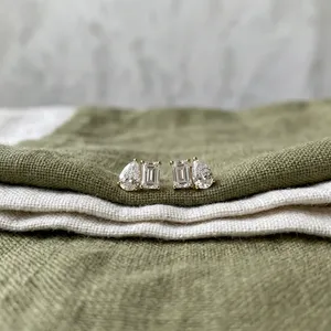 Pendientes de Diamantes de Oro Sólido de 18K para Mujer, Corte Esmeralda, Forma de Pera, Naturales y Cultivados en Laboratorio, Certificados por IGI, Joyería Clásica para Boda - Product Image 4