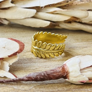 Trendy New Arrival Leaf Texture Brass <b>Ring</b> 18k Gold Plated Bohemian Nature Inspired <b>Statement</b> <b>Ring</b> fashion Womens <b>Ring</b> Wholesale - Product Image 5