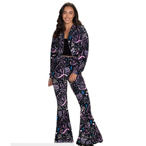 Ensemble de survêtement pour femmes au design élégant, 2 pièces, pantalon évasé, sur mesure, vente en gros, velours, velours côtelé - Product Image 1