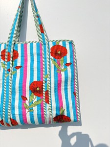 Designer <b>White</b> Blue Cotton Tote <b>Bag</b> With Red Floral <b>Hand</b> print Bohemian Style Casual Zipper Shopping Travel Handbag for Women - Product Image 4