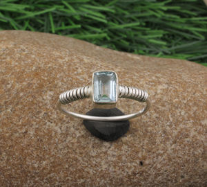 Anillo de Compromiso de Plata de Ley con Topacio Azul Londres Natural, Claridad Blanca, Gema Azul Intenso, Joyería Fina Clásica para Fiestas, Venta al por Mayor - Product Image 1