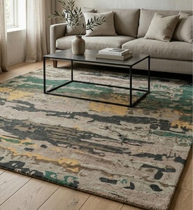 Alfombra Moderna Abstracta de Lana Antideslizante Hecha a Mano con Textura Pintada y Desgastada en Verde Azulado, Dorado y Carbón - Product Image 1