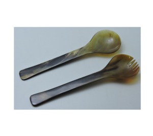 ชุดช้อนตักสลัดทำจากเขาควายธรรมชาติ ดีไซน์สวย ชุด 2 ชิ้น ราคาคุ้มค่า - Product Image 2