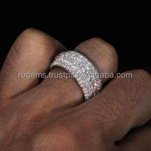 แหวนฮิปฮอป RB Gems ประดับเพชรโมอิสซาไนต์เคลือบทองคำขาว 14K 5 แถว ระดับ VVS ได้รับการรับรองจาก IGI สำหรับแร็ปเปอร์ ดีไซน์หรูหรา - Product Image 6