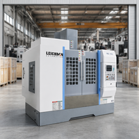 Centre d'usinage CNC VMC avec structure haute rigidité et coupe stable pour composants de matrices et plaques de moules en acier