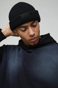 หมวกบีนนี่ไหมพรมสีเทาแบบมีโลโก้สั่งทำสำหรับฤดูหนาว หมวกไหมพรมขอบพับอุ่นสบายสำหรับฤดูหนาว ผ้าคุณภาพพรีเมียม หมวกบีนนี่แบบ unisex รับผลิตแบบ OEM ODM - Product Image 4